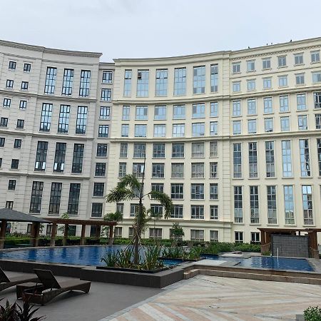 Eighty One Newport Boulevard 마닐라 외부 사진