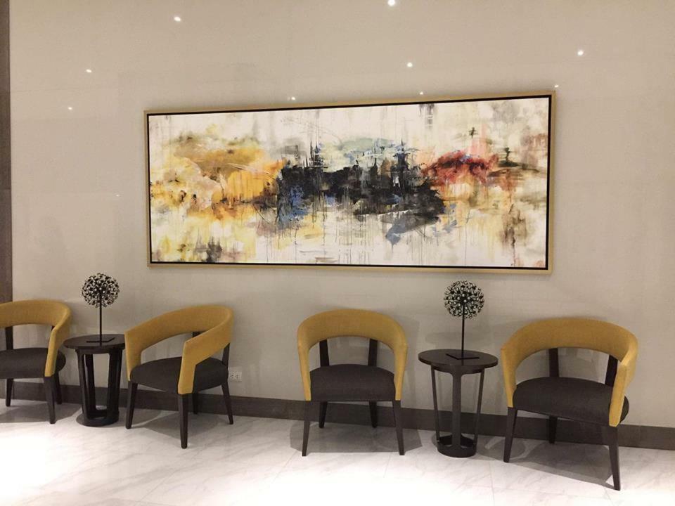 Eighty One Newport Boulevard 마닐라 외부 사진