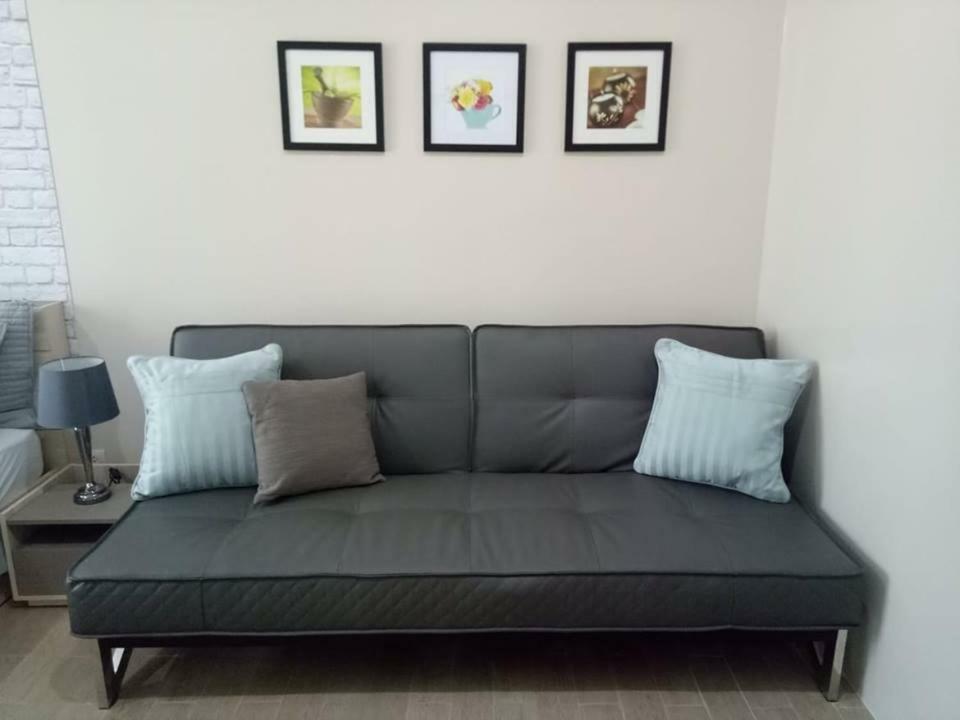 Eighty One Newport Boulevard 마닐라 외부 사진