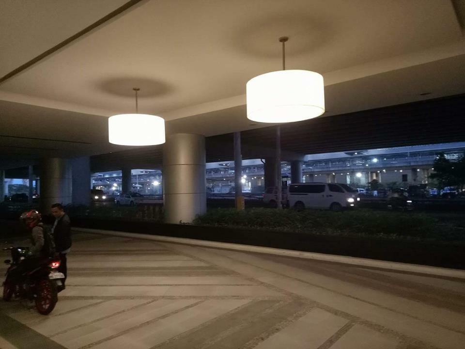 Eighty One Newport Boulevard 마닐라 외부 사진