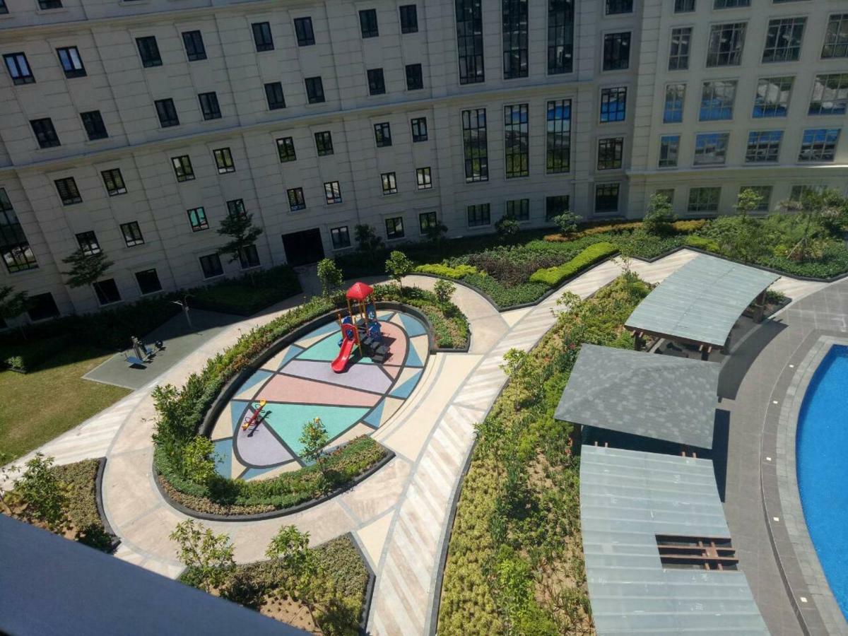 Eighty One Newport Boulevard 마닐라 외부 사진